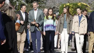 La familia real visita las tres aldeas asturianas ganadoras del premio al pueblo ejemplar