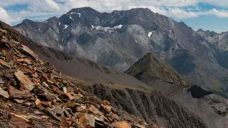 Minerales, rocas, fósiles, estructuras, relieves…, el Geoparque Sobrarbe-Pirineos cuenta con una formidable geodiversidad.
