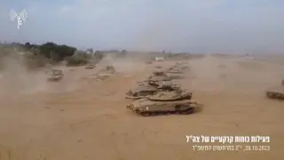 El Ejército israelí muestra las primeras imágenes de sus tanques dentro de Gaza