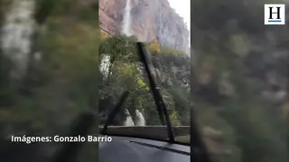 Las intensas lluvias dejan ver cascadas por las carreteras de Huesca