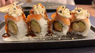 Bandeja de sushi de Kayi