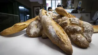 Varios panes en la panadería La Magdalena de Zaragoza.