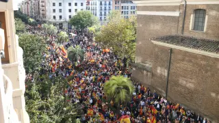 Protesta de Vox frente a la sede del PSOE en Zaragoza