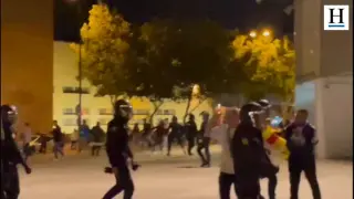 La policía carga contra unos 300 seguidores zaragocistas en La Romareda