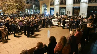 Concentración de la FABZ en Zaragoza contra la violencia machista.