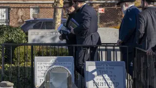 Milei deja un mensaje en la tumba del rabino Schneeerson en su breve visita a Nueva York