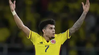 Colombia's Luis Diaz celebrates scoring his side's second goal against Brazil during a qualifying soccer match for the FIFA World Cup 2026 at Roberto Melendez stadium in Barranquilla, Colombia, Thursday, Nov. 16, 2023. (AP Photo/Ricardo Mazalan)