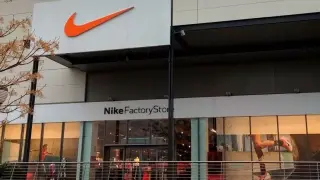 Nike Store Factory en Puerto Venecia.