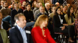 En fotos: Encuentro con un centenar de reputados profesionales de Zaragoza en el exterior