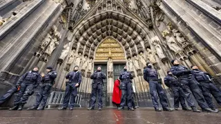 La policía refuerza la seguridad de la catedral de Colonia ante el riesgo a un atentadoat