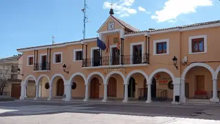 Fachada del Ayuntamiento de Utrillas.