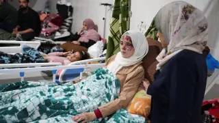 Wounded and displaced fill up Shuhada Al-Aqsa Hospital, in central Gaza Strip