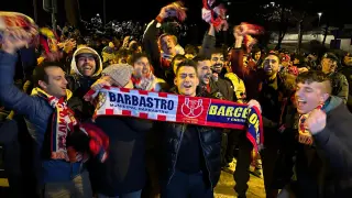 Pasacalles de los autobuses del Barbastro y el FC Barcelona