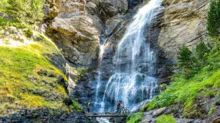 Esta cascada es una de las tres que podemos contemplar en esta bonita ruta por Cerler