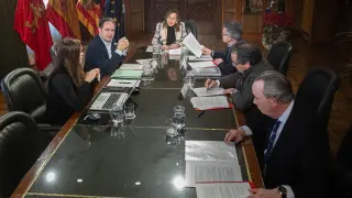 Primera reunión de los integrantes de la sociedad La Nueva Romareda.