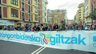 Cabecera de la manifestación este sábado en Bilbao