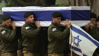 El Ejército de Israel perdió el lunes veinticuatro soldados