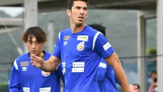Carlos Gutiérrez, central próximo a firmar con el Huesca.