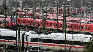 Trenes en la estación de Cologne-Deutzerfeld