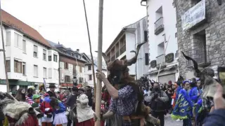 Una imagen del carnaval de Bielsa