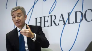 Víctor Iglesias, consejero delegado de Ibercaja, durante la entrevista en Desayunos Heraldo.