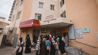 Trabajo de MSF en Gaza. Main entrance of Khan Yunis Martyrs Clinic, south of Gaza.
