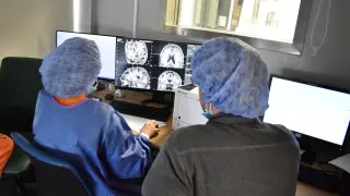 Un hospital de Madrid ha incorporado una tecnología que permite controlar por wifi, en tiempo real, el movimiento en pacientes con párkinson.
