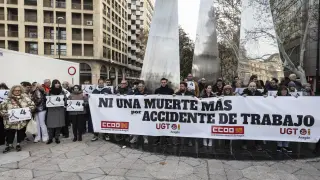 Concentración de lo sindicatos para protestar contra la siniestralidad laboral, el pasado 5 de febrero.