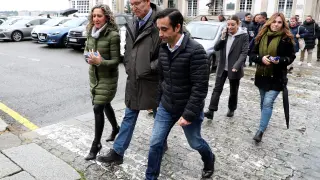 El presidente del PP, Alberto Núñez Feijóo, en un paseo por Ferrol con la candidata por La Coruña el 18F Martina Aneiros y el alcalde de la ciudad, José Manuel Rey Varela
