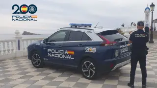 Imagen de un coche de la Policía Nacional en Alicante
