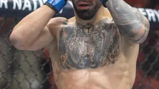 ANAHEIM (EE.UU.), 18/02/2024.- El luchador hispanogeorgiano Ilia Topuria celebra su victoria contra el australiano Alexander Volkanovski, durante un combate del UFC298 celebrado el sábado en el pabellón Honda Center de la ciudad de Anaheim (California, EE.UU.). Topuria se proclamó este sábado campeón mundial de UFC en la categoría de peso pluma tras arrebatar dicho título a Volkanovski gracias a un KO en el segundo asalto. EFE/Armando Arorizo