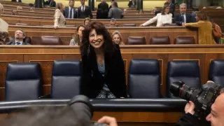La ministra de Igualdad, Ana Redondo, durante una sesión plenaria, en el Congreso de los Diputados.