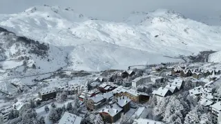 Así ha sido la nevada de este sábado en la estación de esquí de Formigal