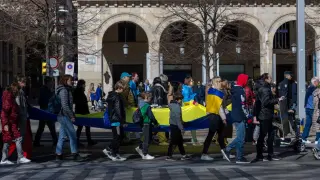 Zaragoza marcha con motivo del segundo aniversario de la guerra de Ucrania