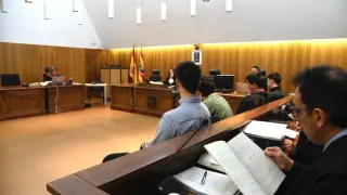 Los cuatro jóvenes están siendo juzgados por un jurado popular en la Audiencia de Huesca.
