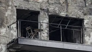 Un balcón calcinado por el incendio de Valencia