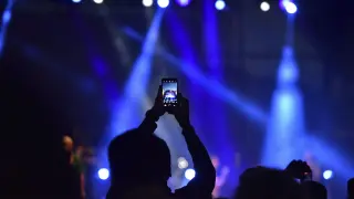 móviles en un concierto