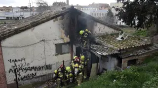 Incendio en una casa de la zona de las Mártires, en Huesca.