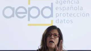 La directora de Agencia Española de Protección de Datos (AEPD), Mar España , durante la rueda de prensa ofrecida este miércoles en Madrid.