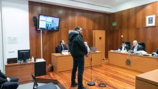 El acusado, Juan Carlos P. E., durante el juicio que se celebra en la Audiencia de Zaragoza.