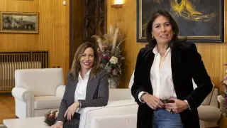 Natalia Chueca y Bettina Farreras, en el despacho de Alcaldía.