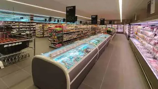 Interior de un supermercado BonÁrea