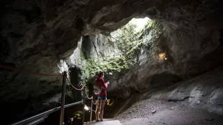 Cueva de las Güixas, en Villanúa .gsc1