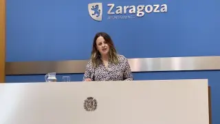 La portavoz de ZEC, Elena Tomás, este miércoles en el Ayuntamiento de Zaragoza