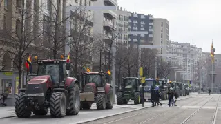 Tractorada de agricultores en Paseo Independencia el pasado mes de febrero.