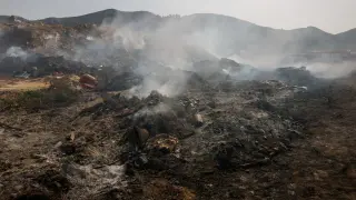 Incendio en una escombrera en Cuarte de Huerva