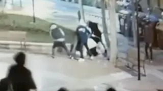 Fotograma de la grabación de la agresión efectuada por las cámaras de la discoteca Garden.