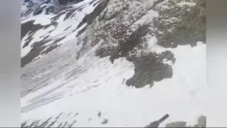 Rescate de una esquiadora arrastrada por una avalancha en Benasque.