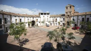 Así es la plaza más curiosa de Aragón, situada en un pequeño pueblo de Zaragoza