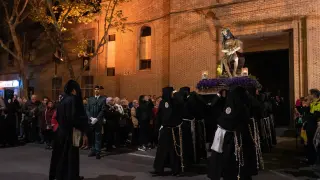 La imagen del Ecce Homo que procesiona la Cofradía del Santísimo Ecce Homo y de Nuestra Señora de las Angustias, es la más antigua de Zaragoza.